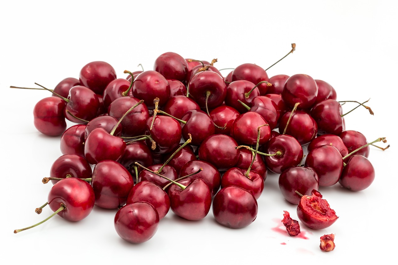 Cherries (image credits: pixabay)