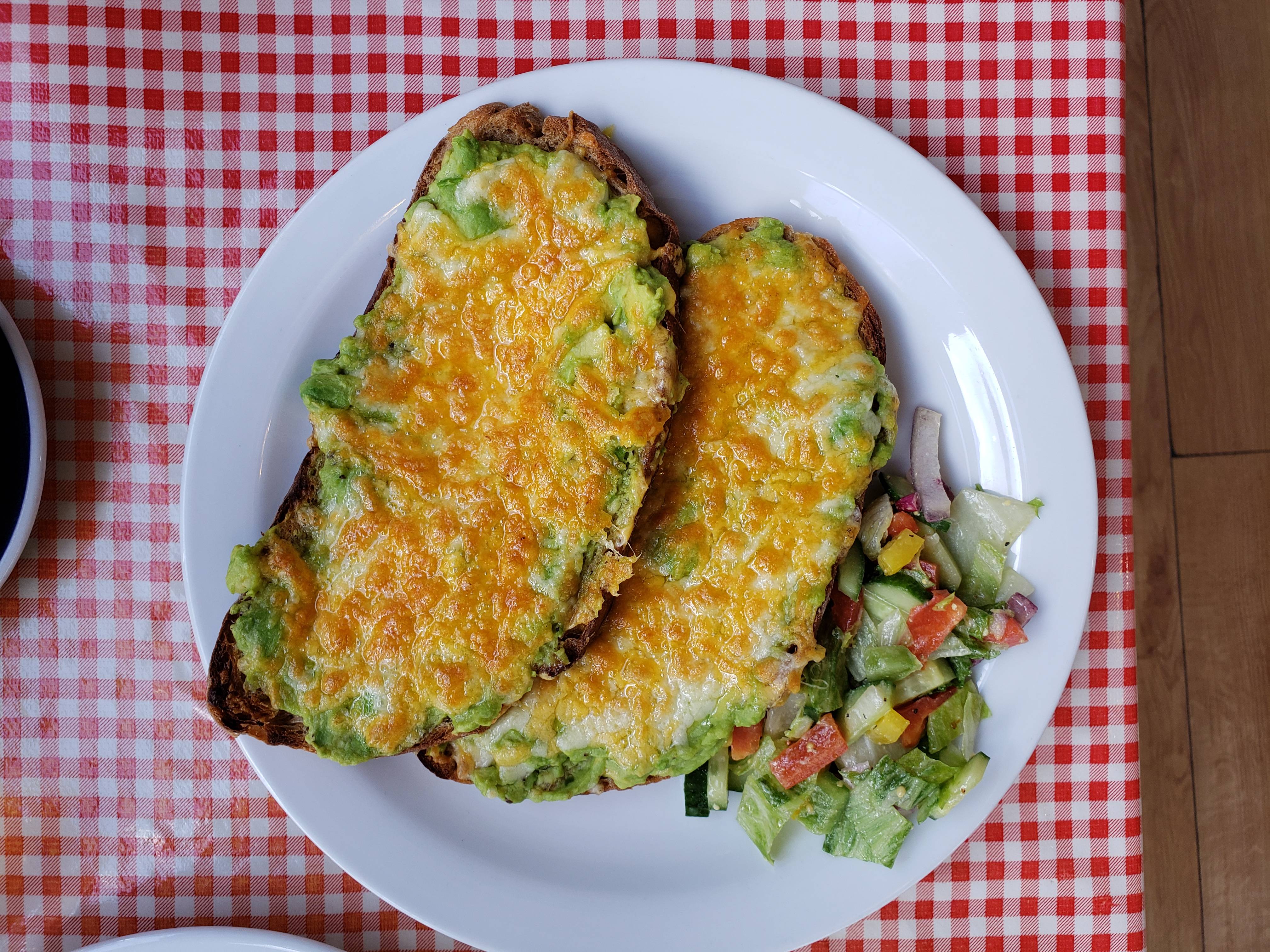 Smoky Grilled Avocado (image credits: wikimedia)