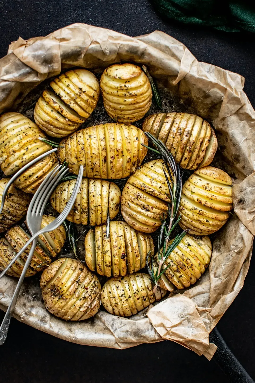 Potatoes: The Botulism Connection (Image Credits: Unsplash)