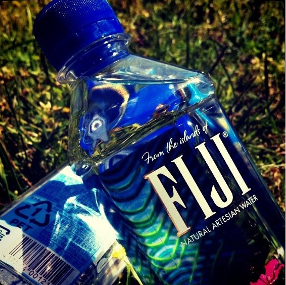The Premium Water That Failed Our Tests (image credits: By のぶかわ, CC0, https://commons.wikimedia.org/w/index.php?curid=15292564)