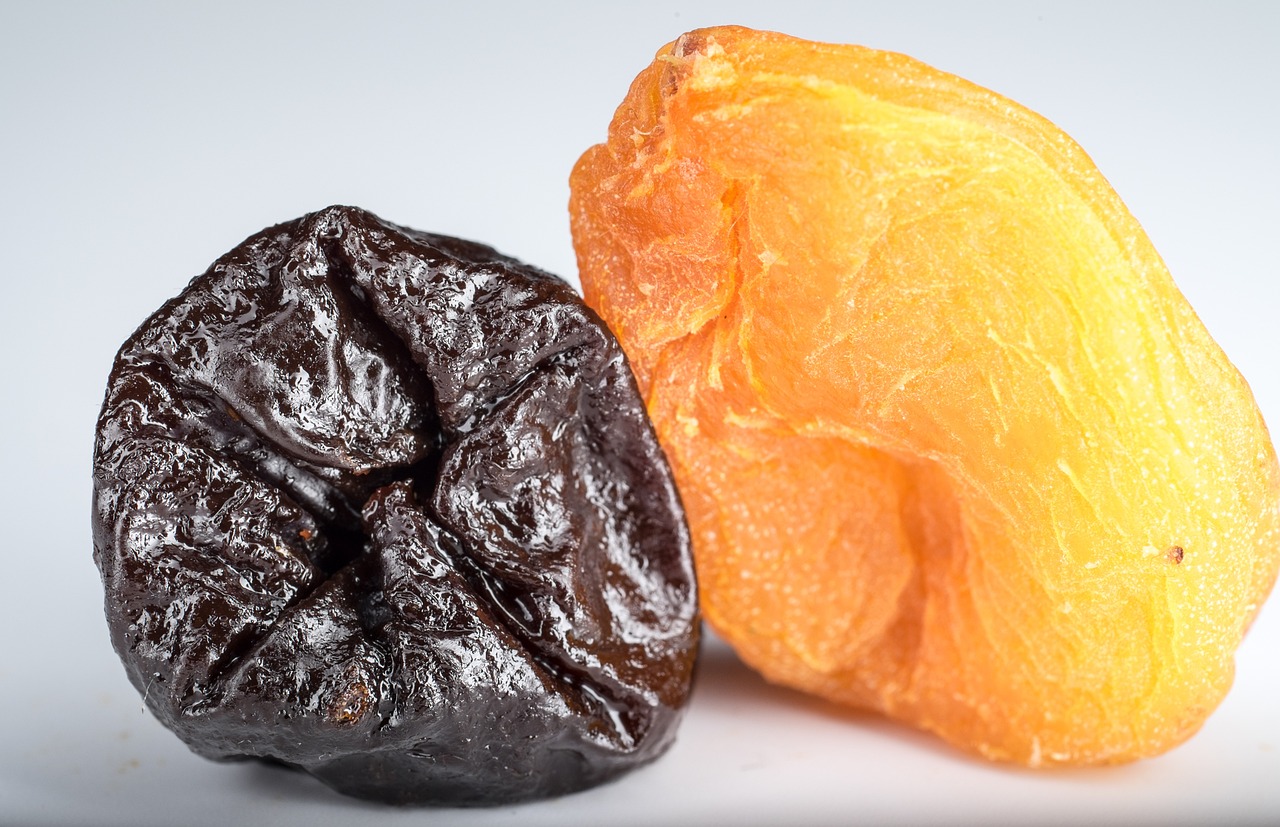 Prunes (Dried Plums): The Classic Bowel Mover (image credits: pixabay)
