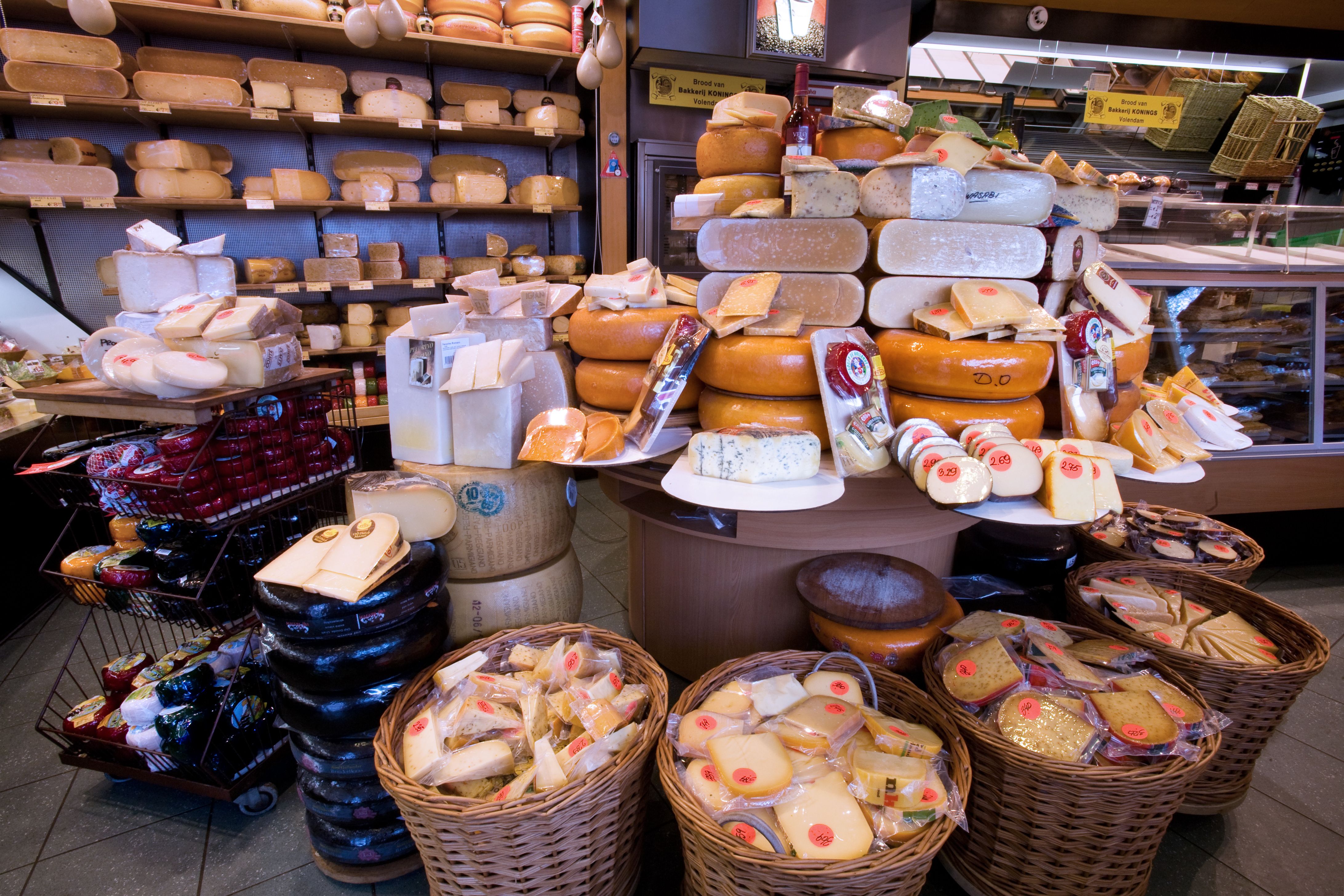 Hidden Sodium in Everyday Foods (image credits: wikimedia)