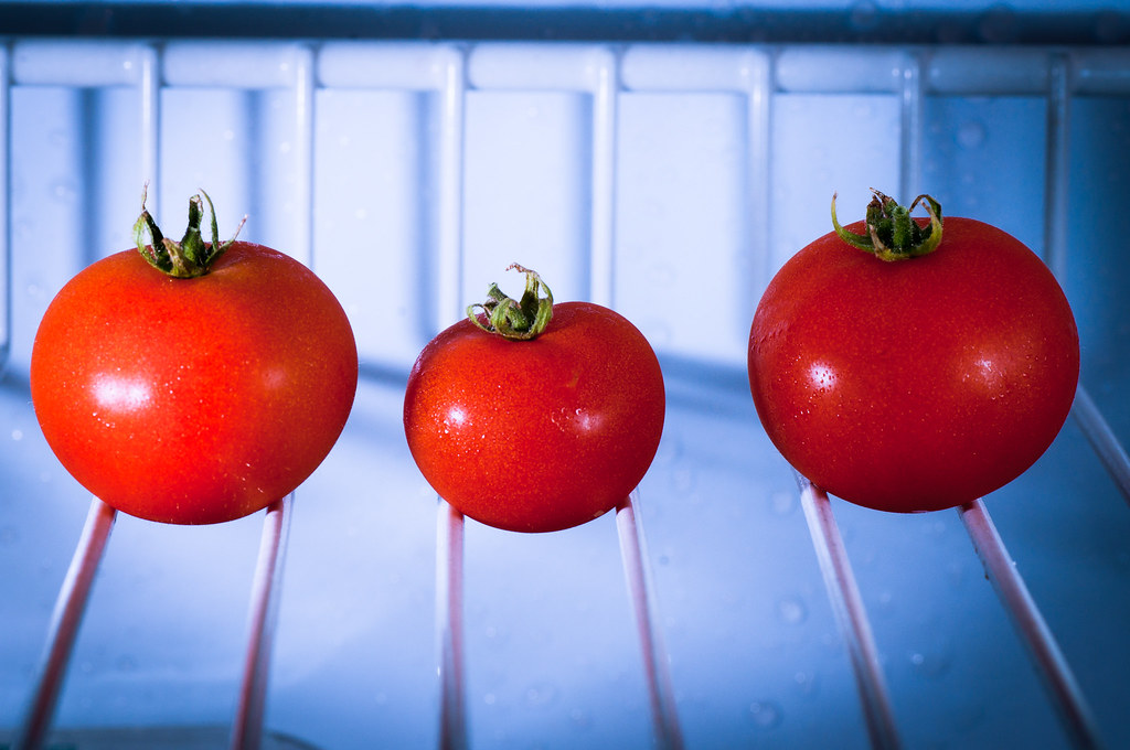 Tomatoes – The Cold Chamber of Flavor Death (image credits: flickr)