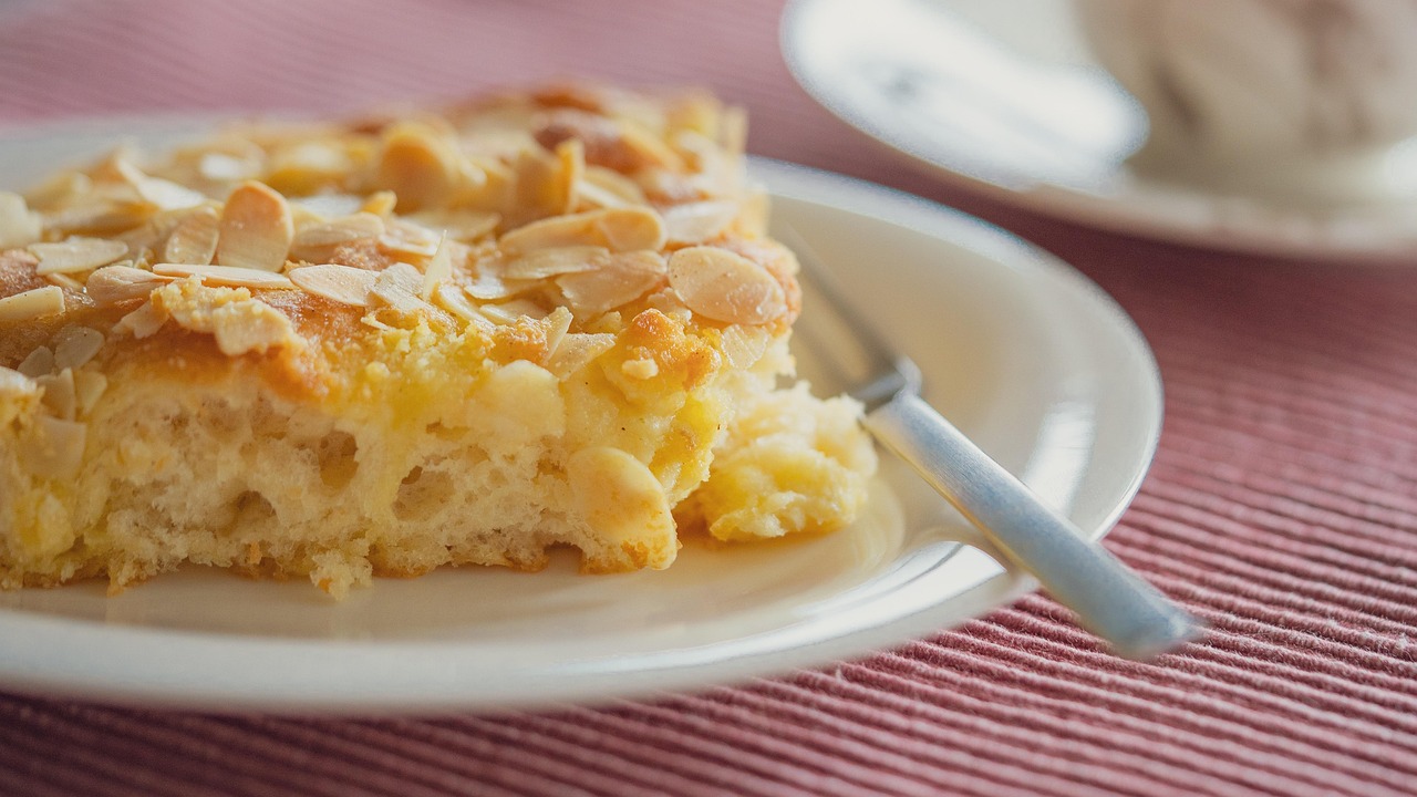 Gooey Butter Cake - St. Louis's Sweet Accident (Image Credits: Pixabay)