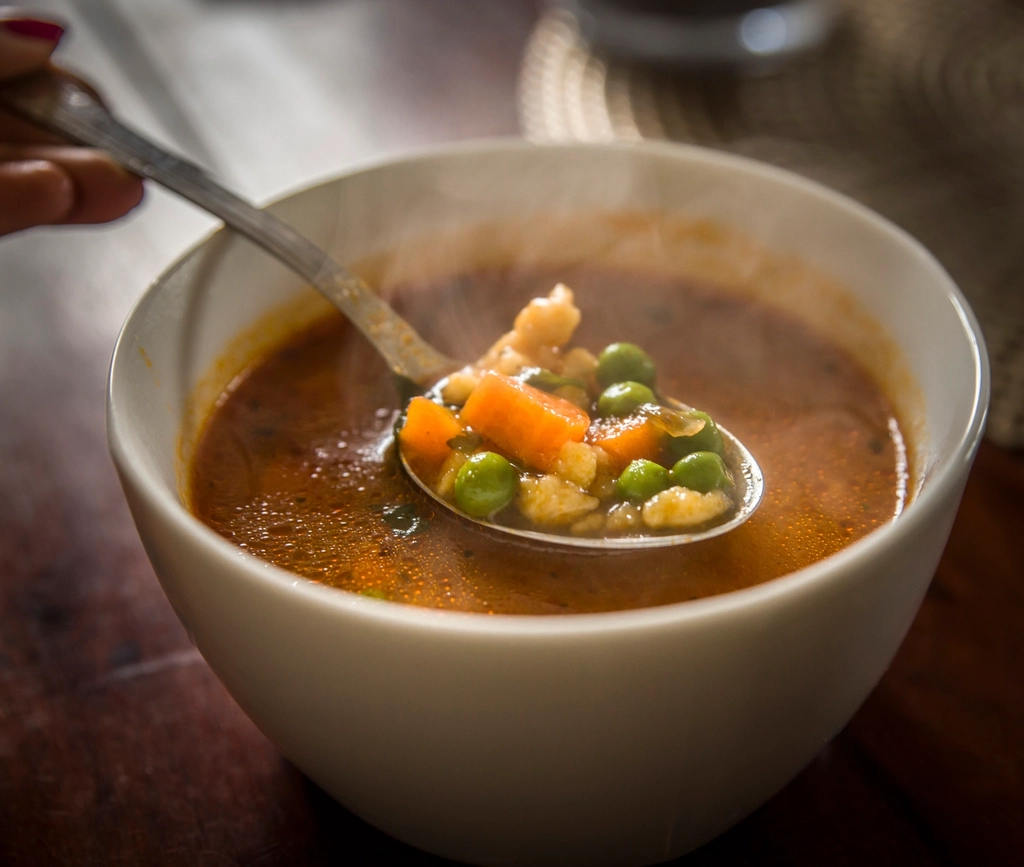 Ultimate Immune-Boosting Vegetable Soup (image credits: rawpixel)