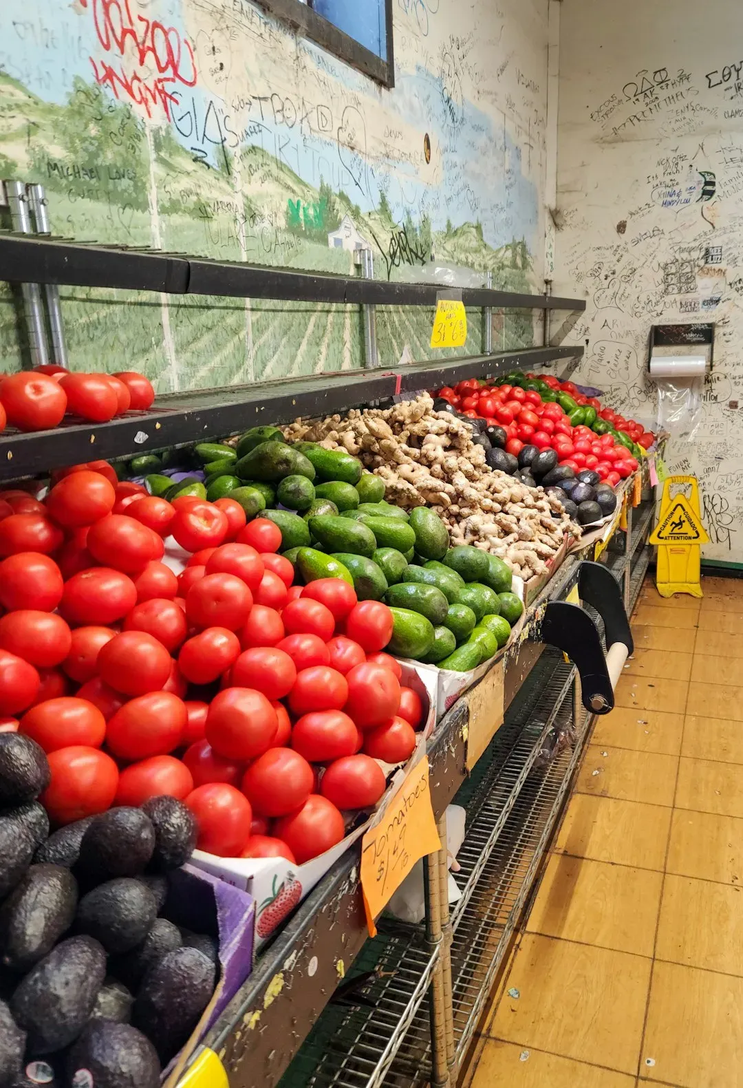 Supermarkets and the Visual Theater of the Produce Aisle (Image Credits: Unsplash)