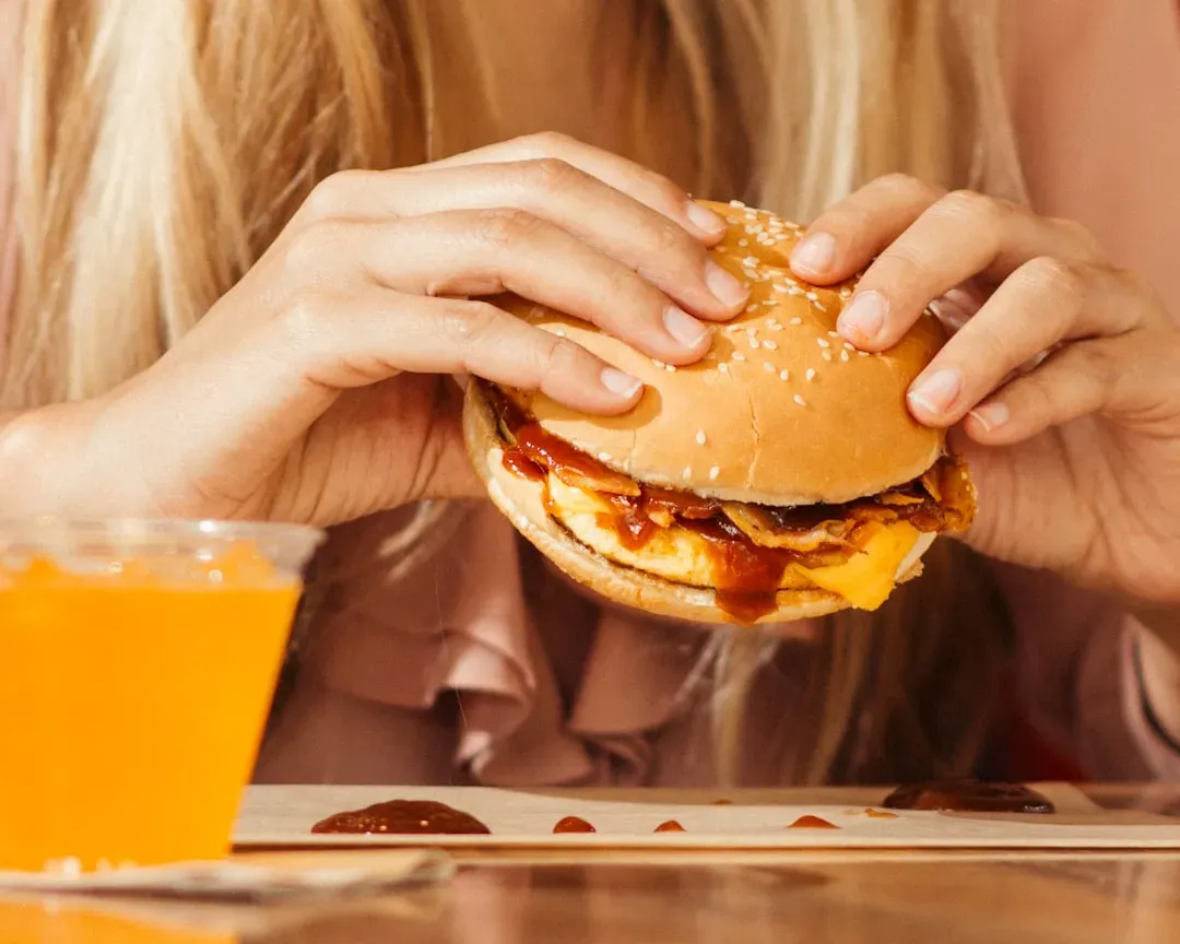 The Link Between Forced Eating and Disordered Eating in Adolescence (Image Credits: Unsplash)