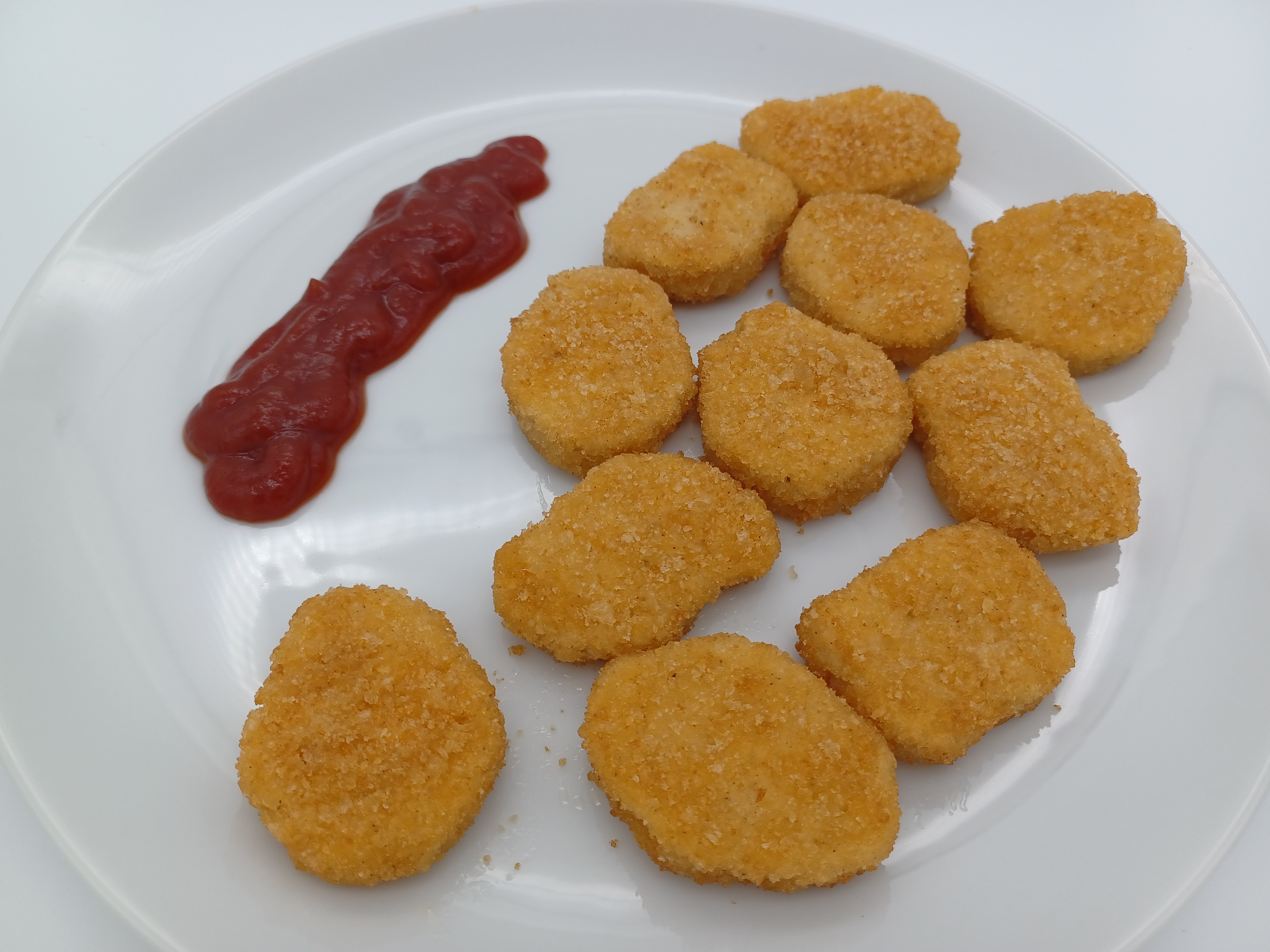 Chicken McNuggets: The Bite-Sized Champions (image credits: wikimedia)
