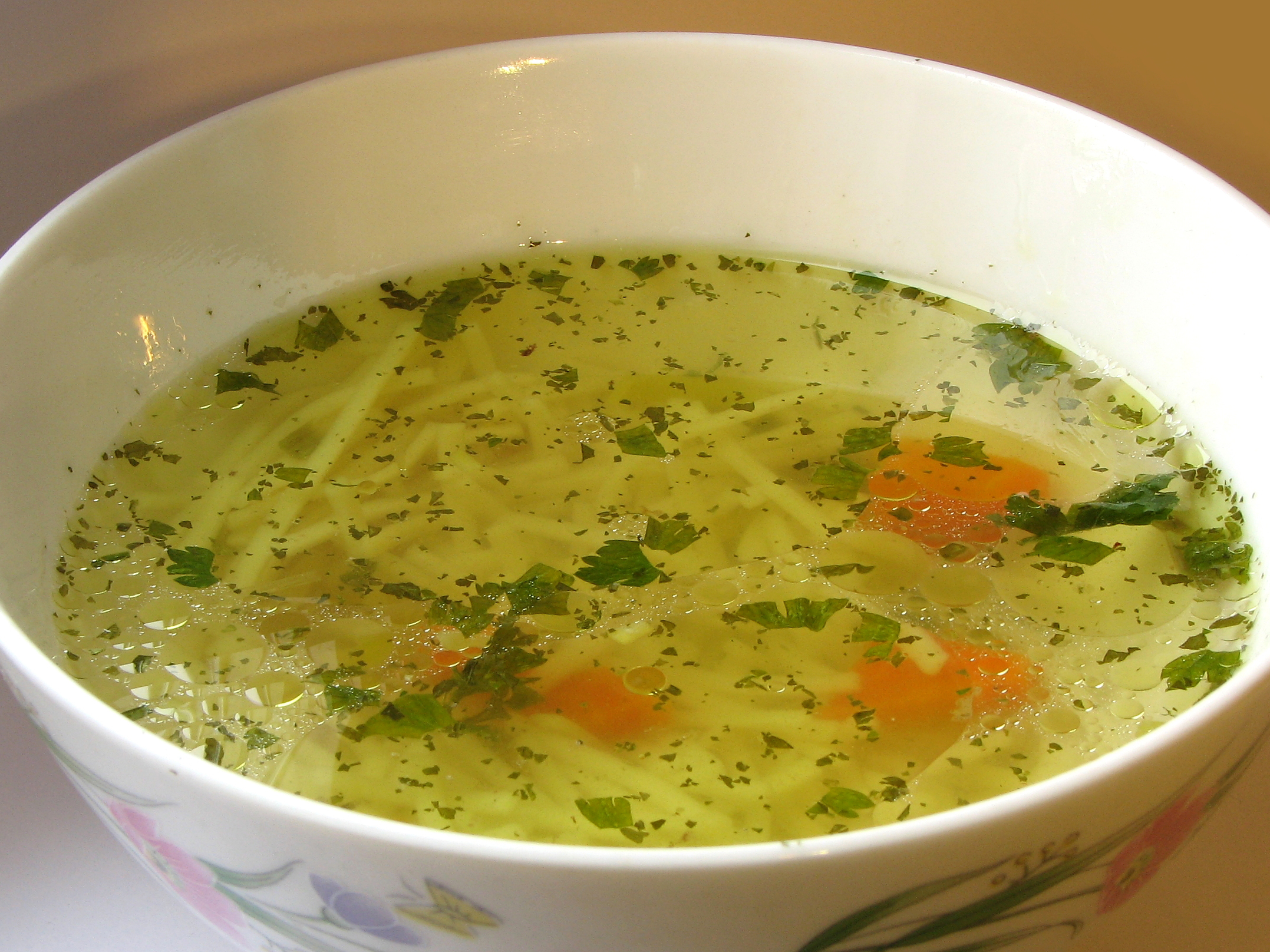 Stock or Broth: The Liquid That Brings It All Together (image credits: wikimedia)