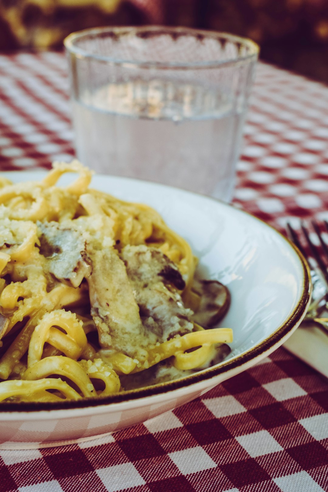 Italian Eating Habits: Time and Tradition (image credits: unsplash)
