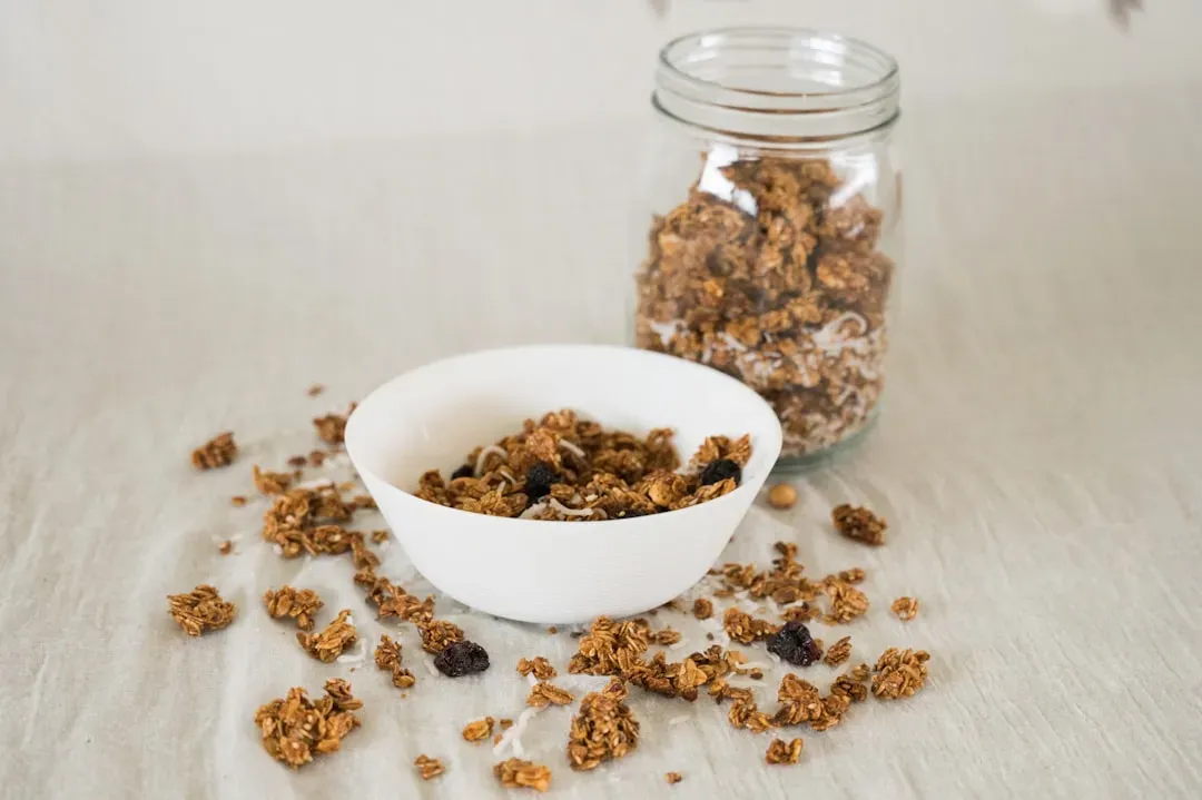 3. Store-Bought Granola (Image Credits: Unsplash)