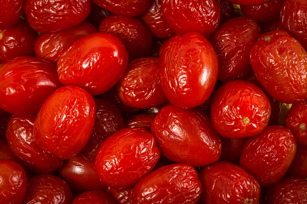 Goji Berries: The Sugar Surprise (image credits: rawpixel)