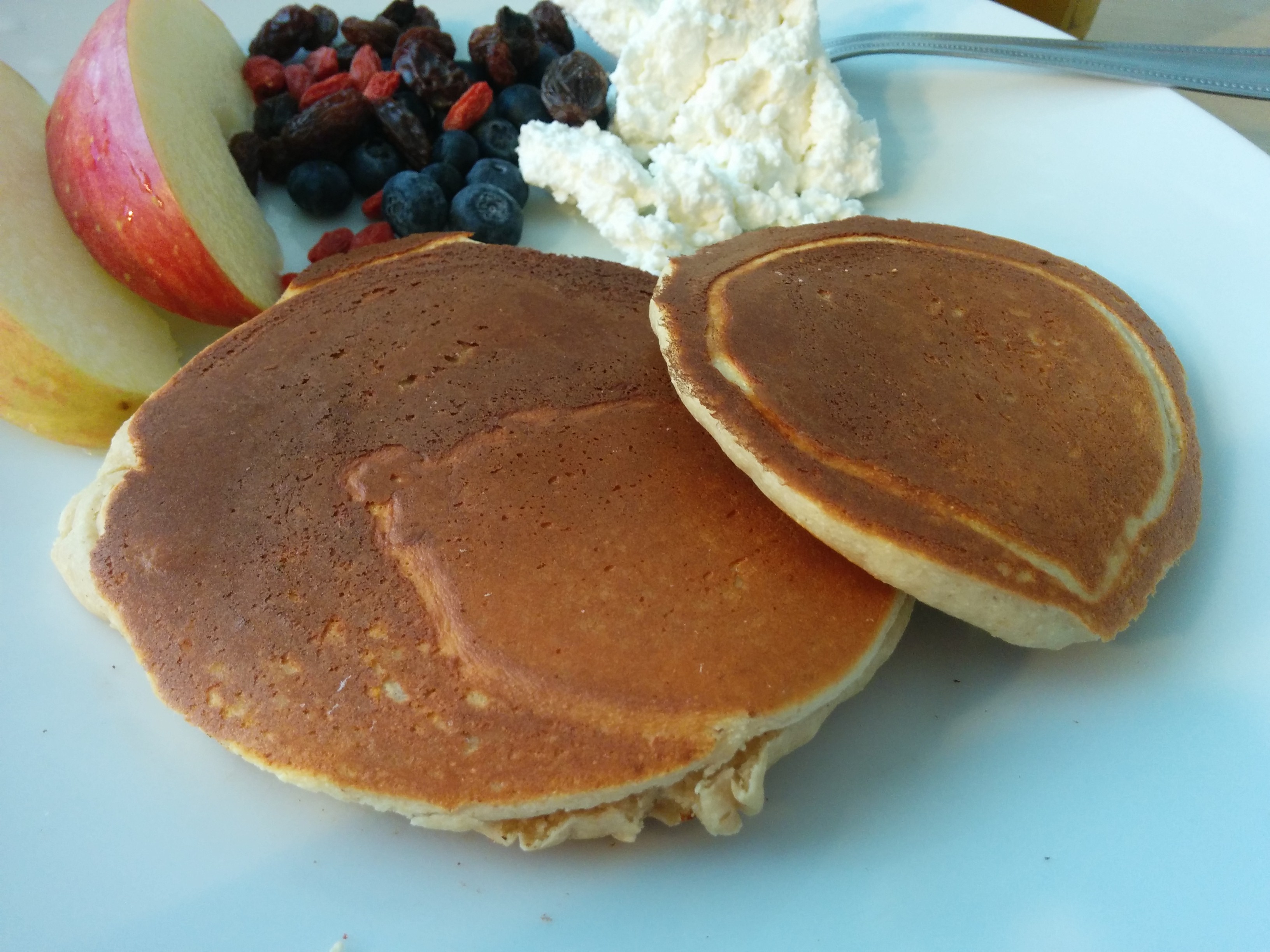 9. Protein Pancakes with Almond Butter: Fitness Favorite (image credits: wikimedia)
