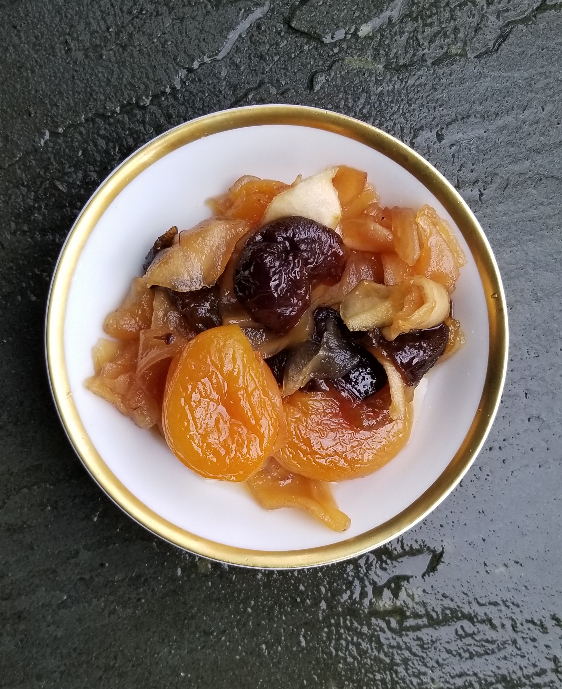 Dried Fruit: The Sweet Deception (image credits: wikimedia)