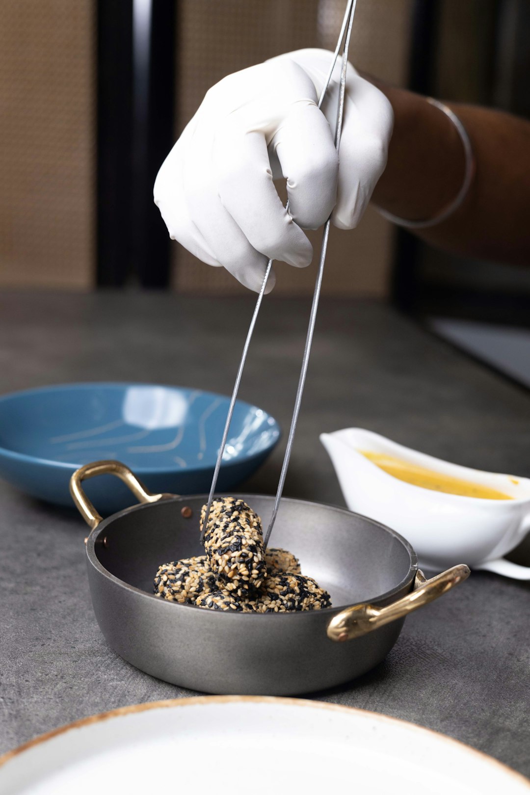 Music Tempo That Controls How Much You Spend (image credits: unsplash)