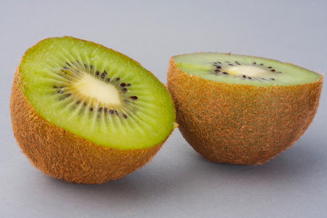Kiwis: The Green Collagen Boosters (image credits: unsplash)