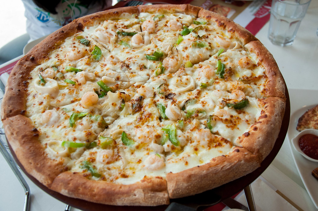Papa John's Pizza Chain Success (image credits: flickr)