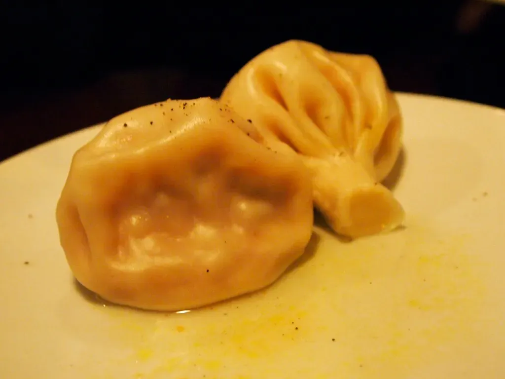 Georgia – Khinkali and Khachapuri from the Caucasus Mountains (Image Credits: Flickr)