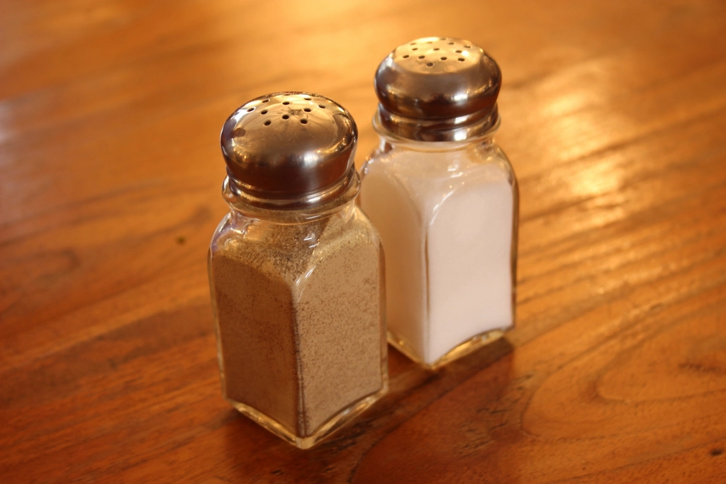 Salt and Pepper: Simple Seasoning Done Right (image credits: rawpixel)