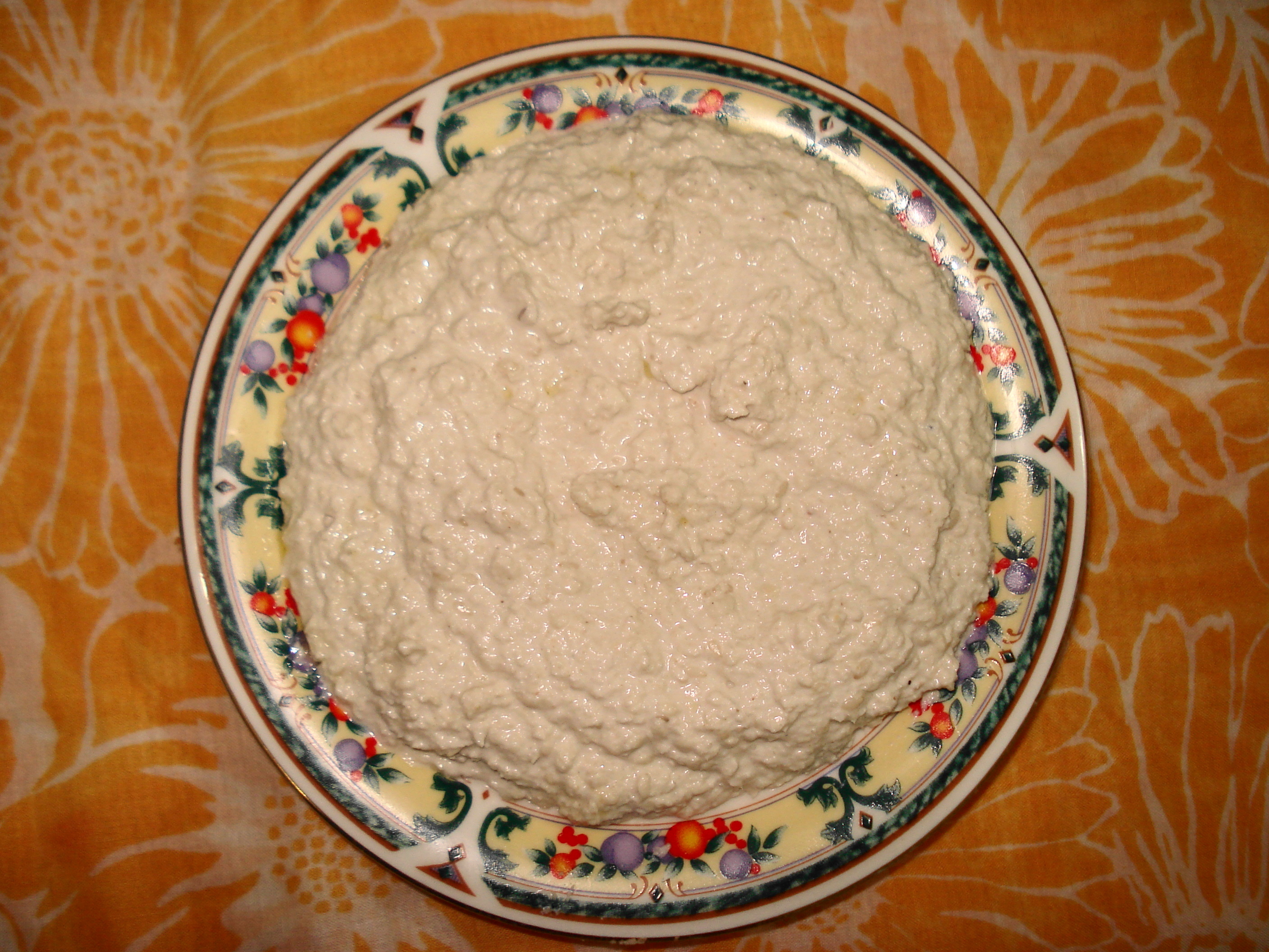 The Rise of Tahini in Culinary Trends (image credits: wikimedia)