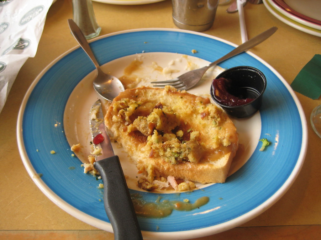 The Social Side of Eating (image credits: flickr)