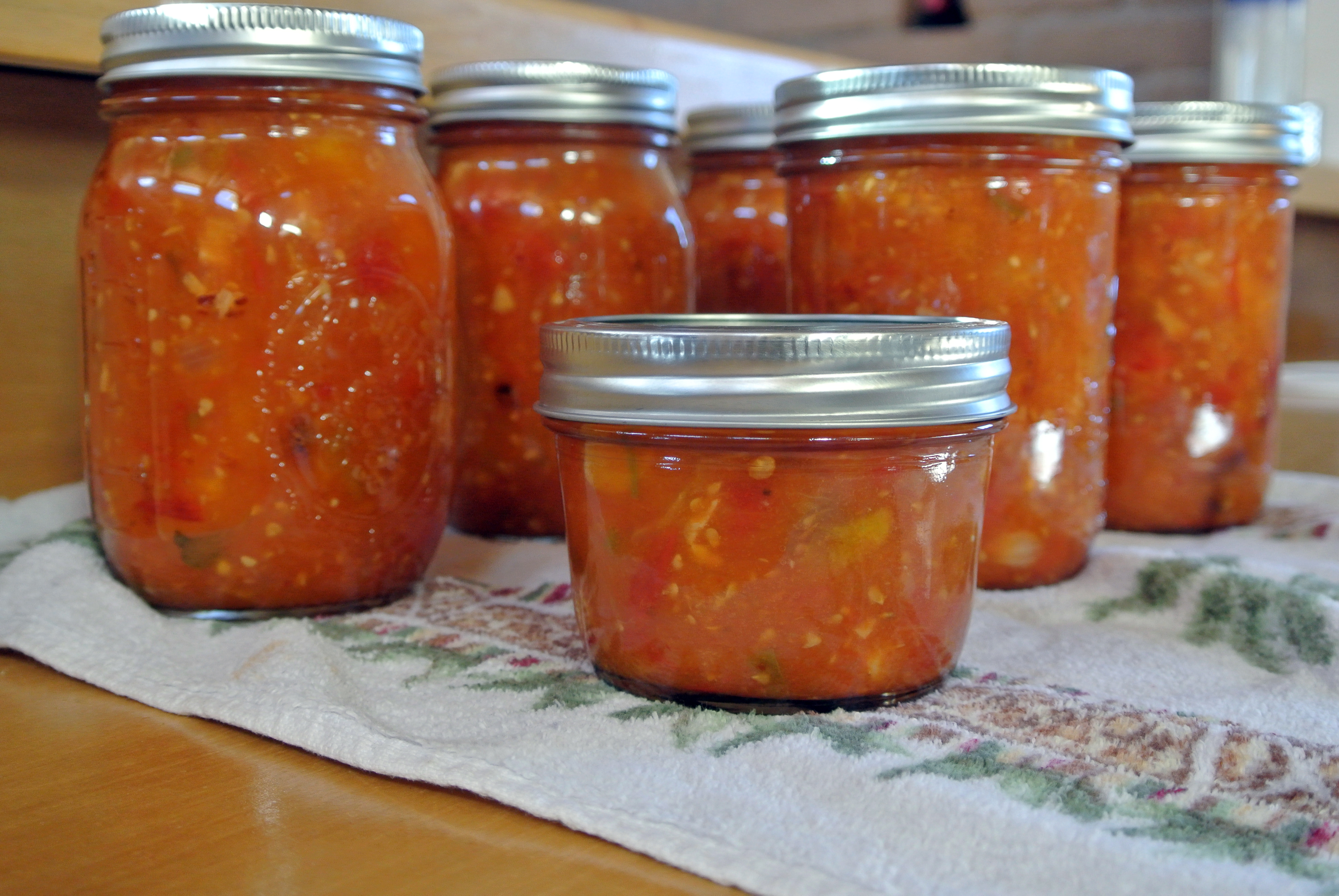 Canned Tomatoes: The Pantry Powerhouse (image credits: wikimedia)