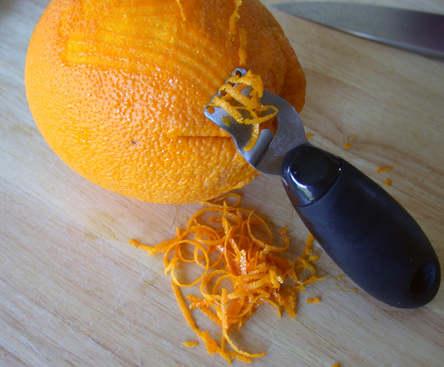 Use Citrus Zest and Juice as Flavor Bombs (image credits: wikimedia)