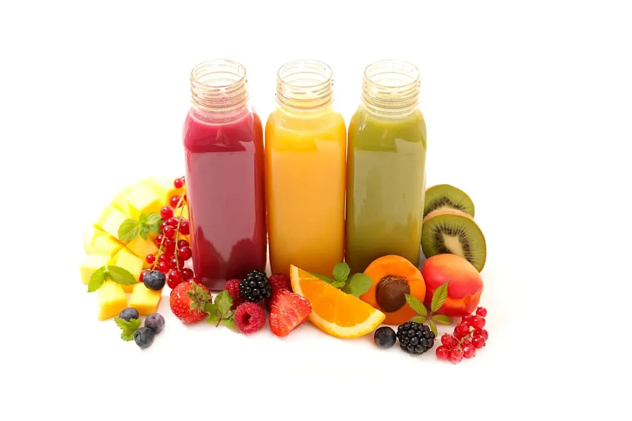 3. Bottled Smoothies (Image Credits: Pixabay)