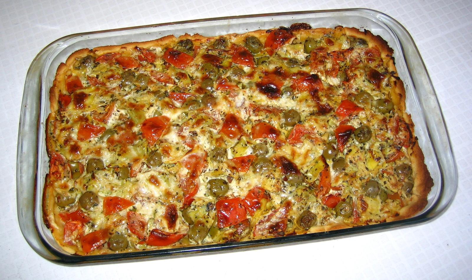 Casseroles Ruled the Kitchen (Image Credits: Wikimedia)