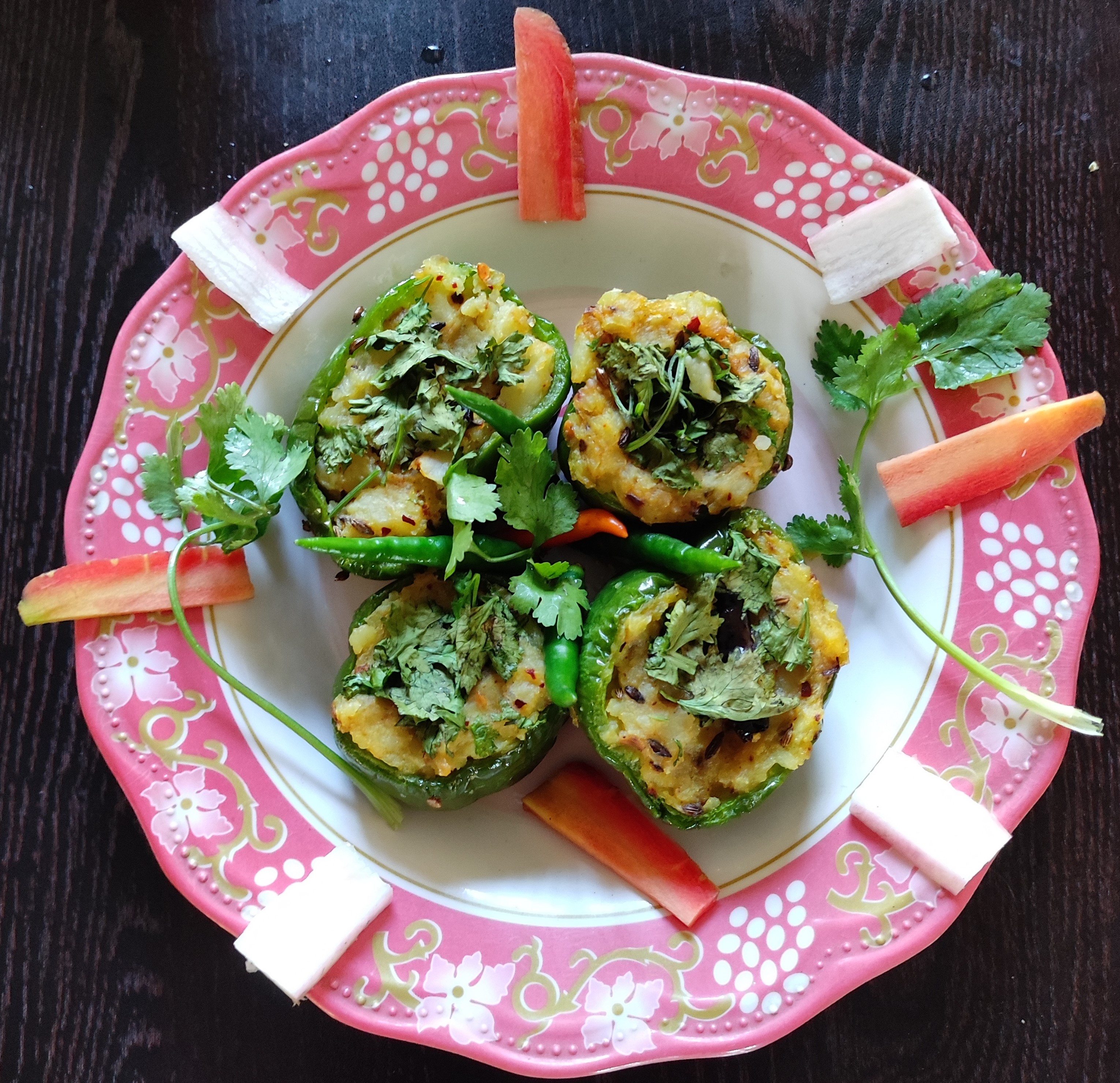 Exploring Flavors: Savory Stuffed Sweet Potatoes (image credits: wikimedia)