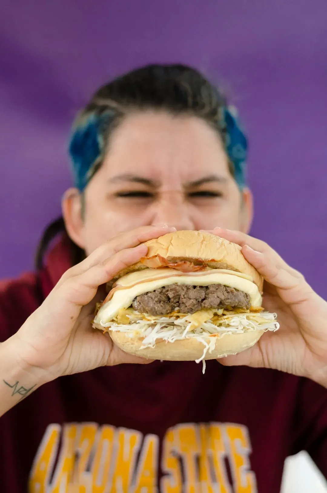 Hamburgers and Cheeseburgers Loaded With Trans Fats (Image Credits: Unsplash)