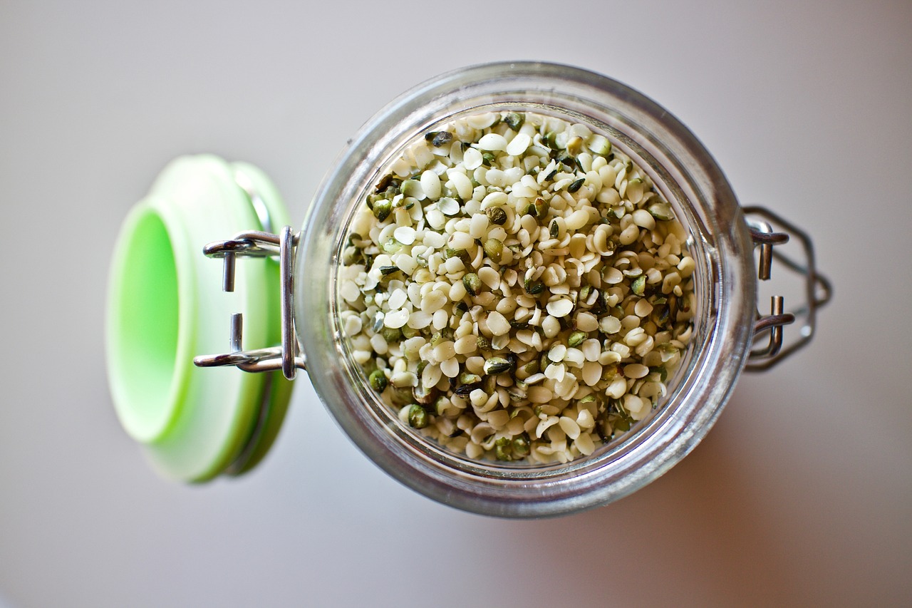 6. Hemp Seeds: The Nutritional Powerhouse (image credits: pixabay)