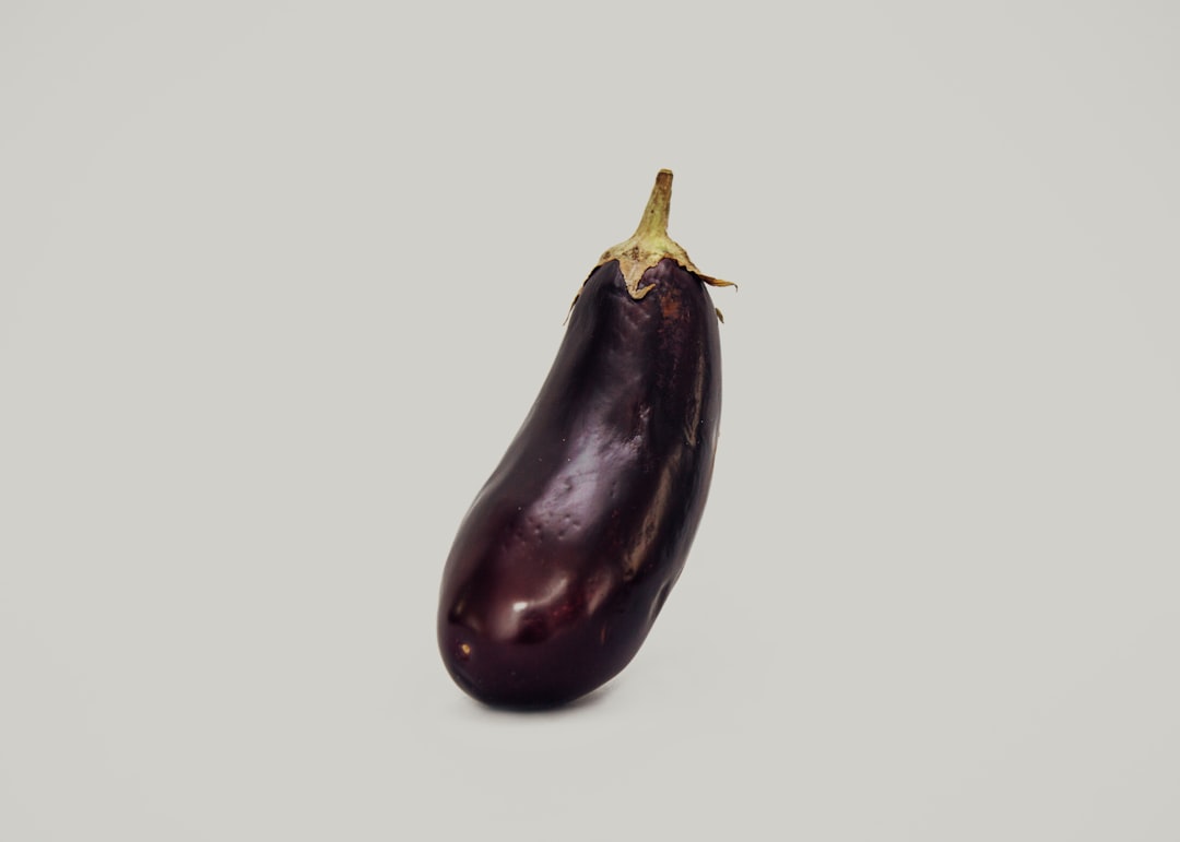 9. Eggplant: Polyphenols for Lower Cholesterol and Improved Circulation (image credits: unsplash)