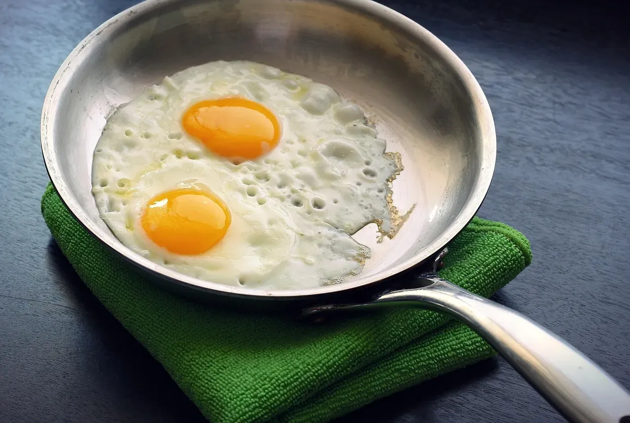 Seasonal and High-Heat Cooking: Know When to Swap the Pan (Image Credits: Pixabay)