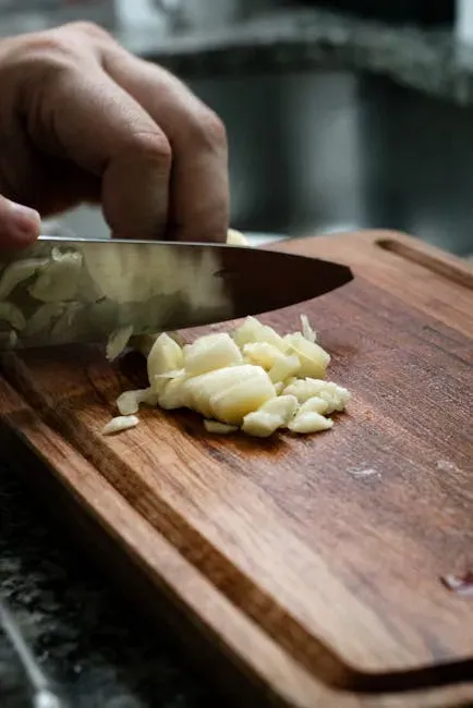 4. Garlic: Raw, Roasted, Confit - Three Completely Different Ingredients (Image Credits: Pexels)