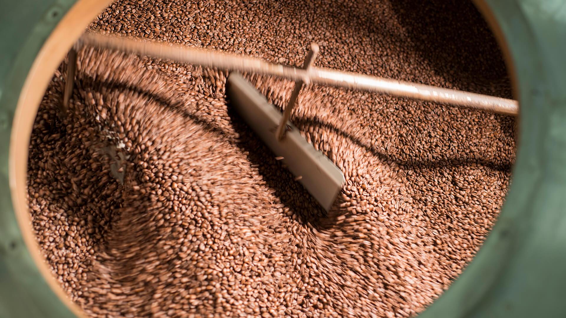 Roasting: Transforming the Flavor (image credits: wikimedia)