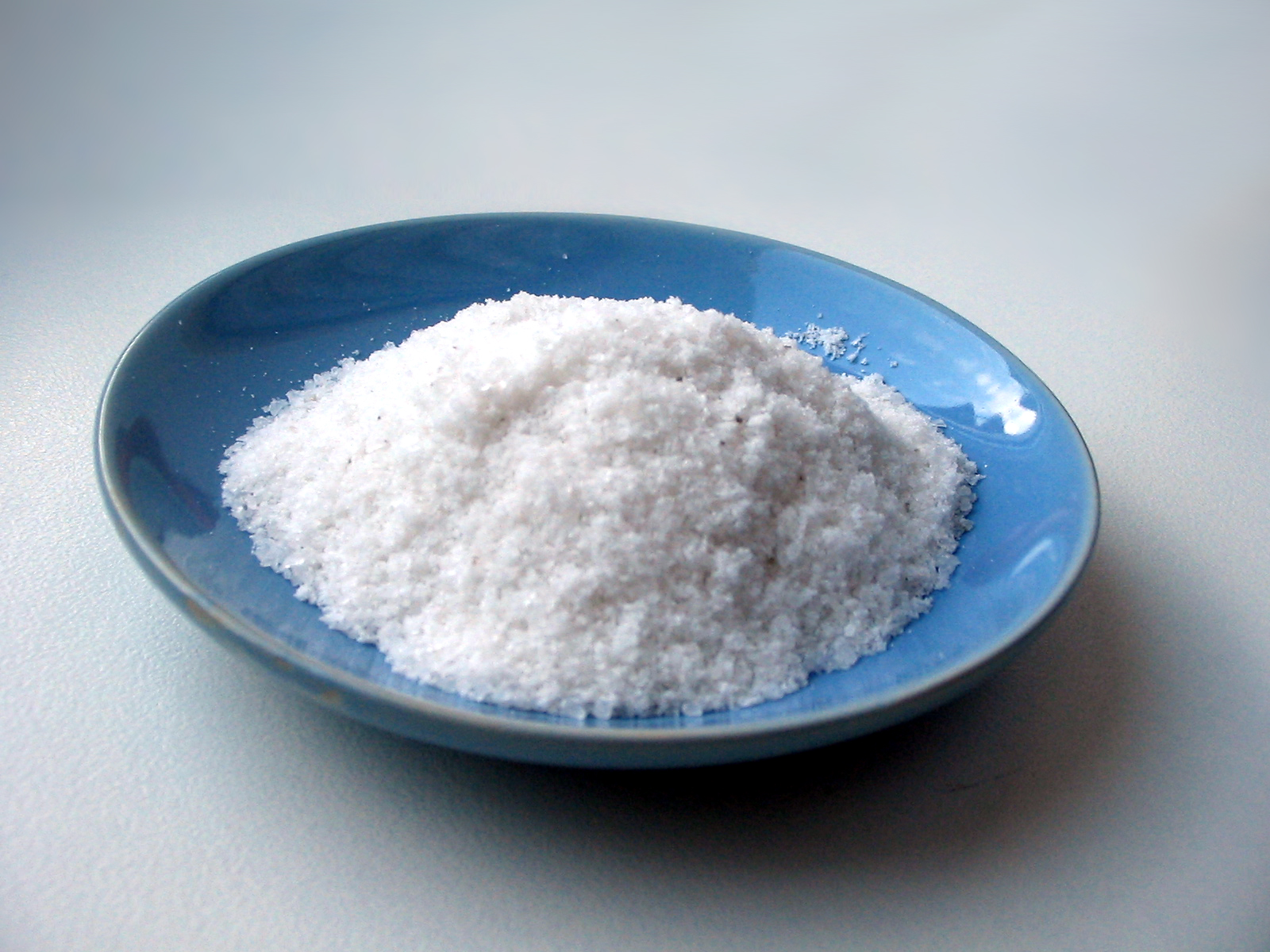 Real-World Case Studies: What Happens When People Cut Back on Salt (image credits: wikimedia)