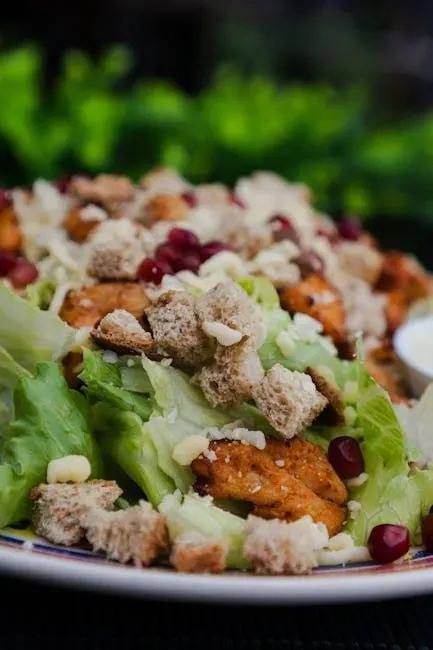 3. Chick-fil-A Cobb Salad with Spicy Filet: Crossing 860 Calories (Image Credits: Pexels)