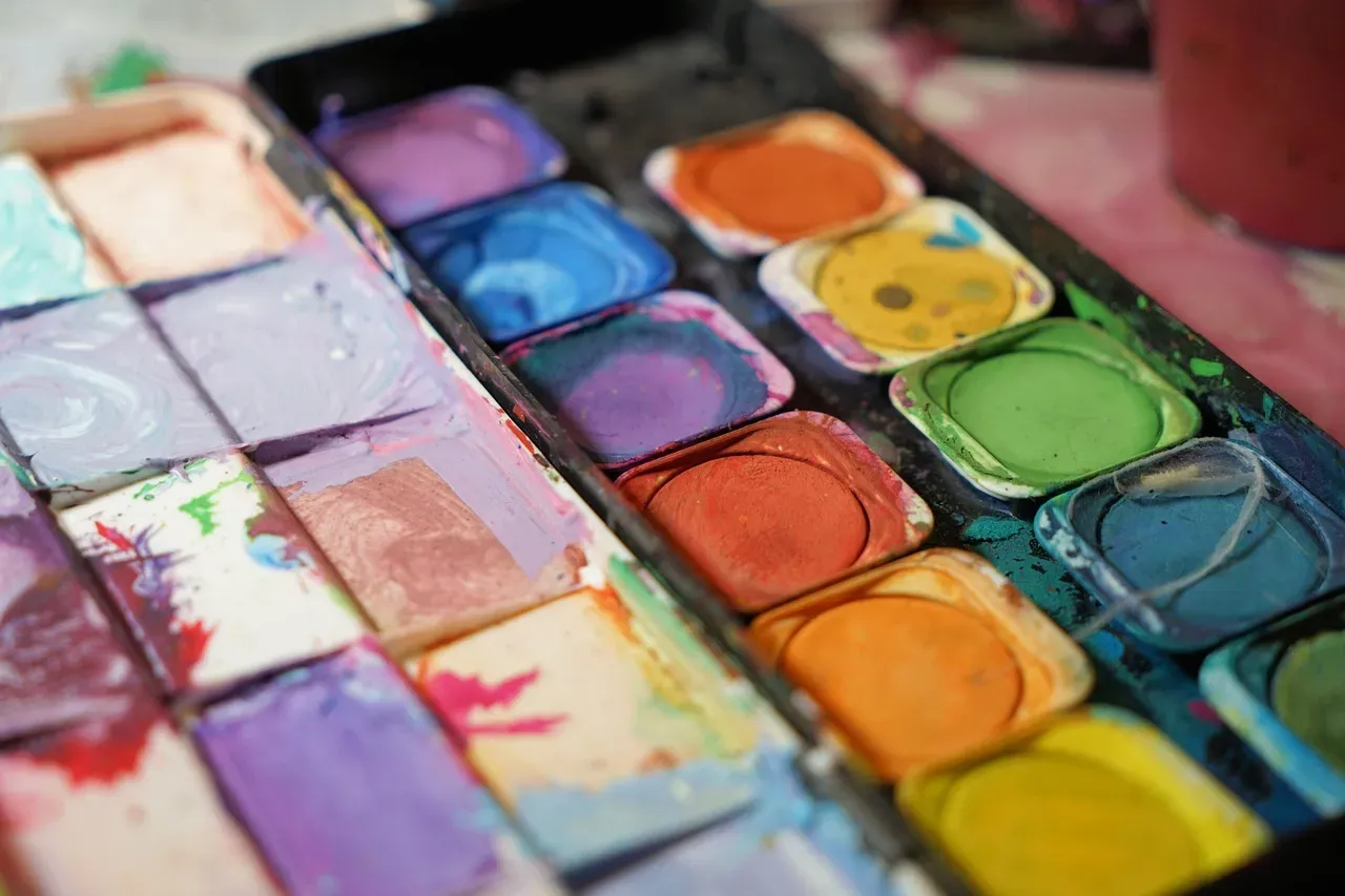 Certain Unpopular Paint Colors (Image Credits: Pixabay)