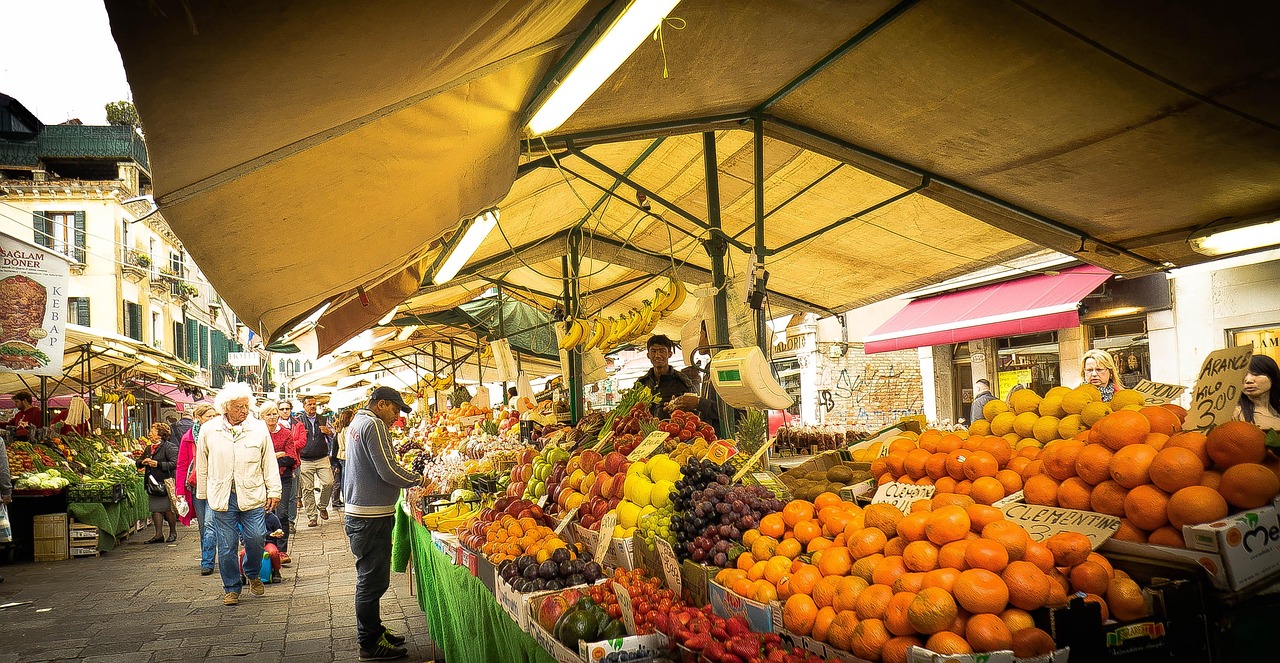 Fruit and Vegetable Variety Shrinks (image credits: pixabay)