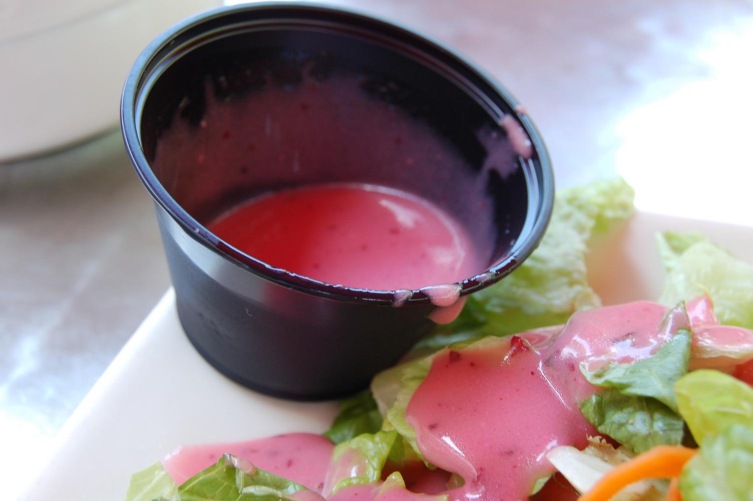 The Sugar Shock in Supposedly Healthy Vinaigrettes (image credits: Flickr: saladdressing, CC BY-SA 2.0, https://commons.wikimedia.org/w/index.php?curid=19118083)