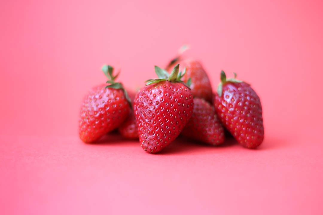 Strawberries: Fisetin for Faster Thinking (image credits: unsplash)