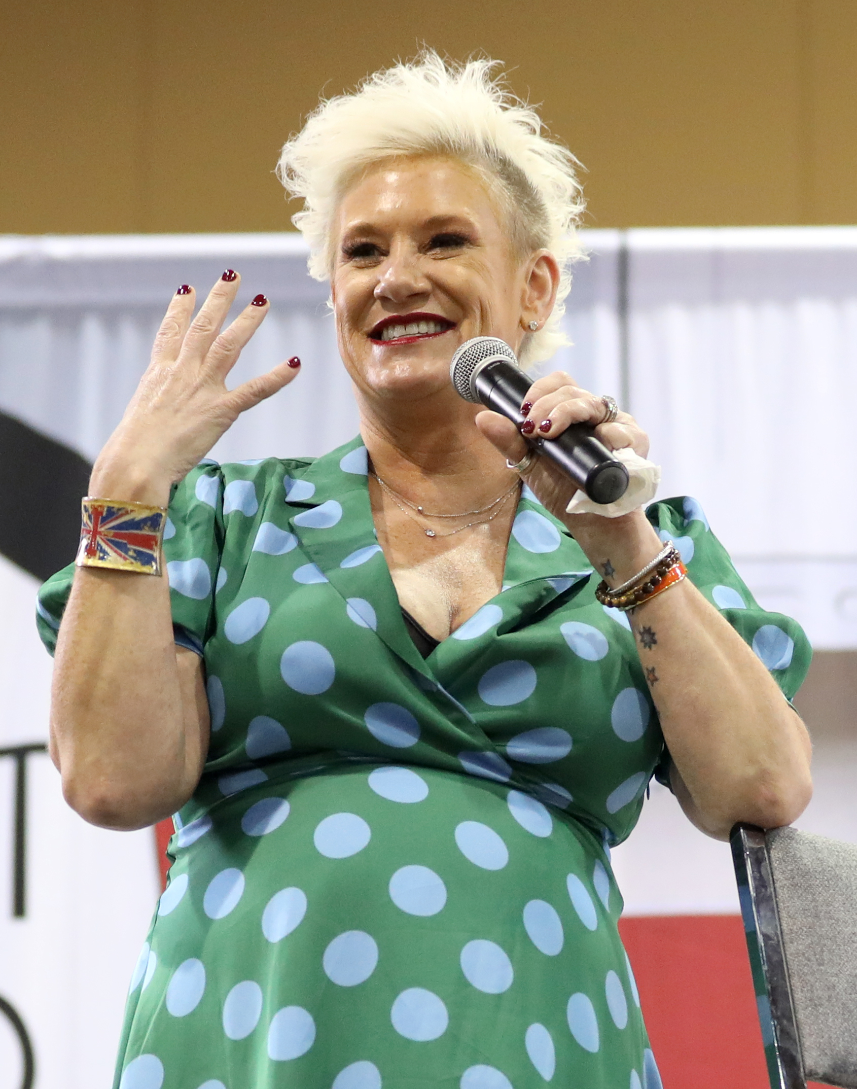 The Final Chapter of a Culinary Legend (image credits: By Gage Skidmore, CC BY-SA 3.0, https://commons.wikimedia.org/w/index.php?curid=147607696)