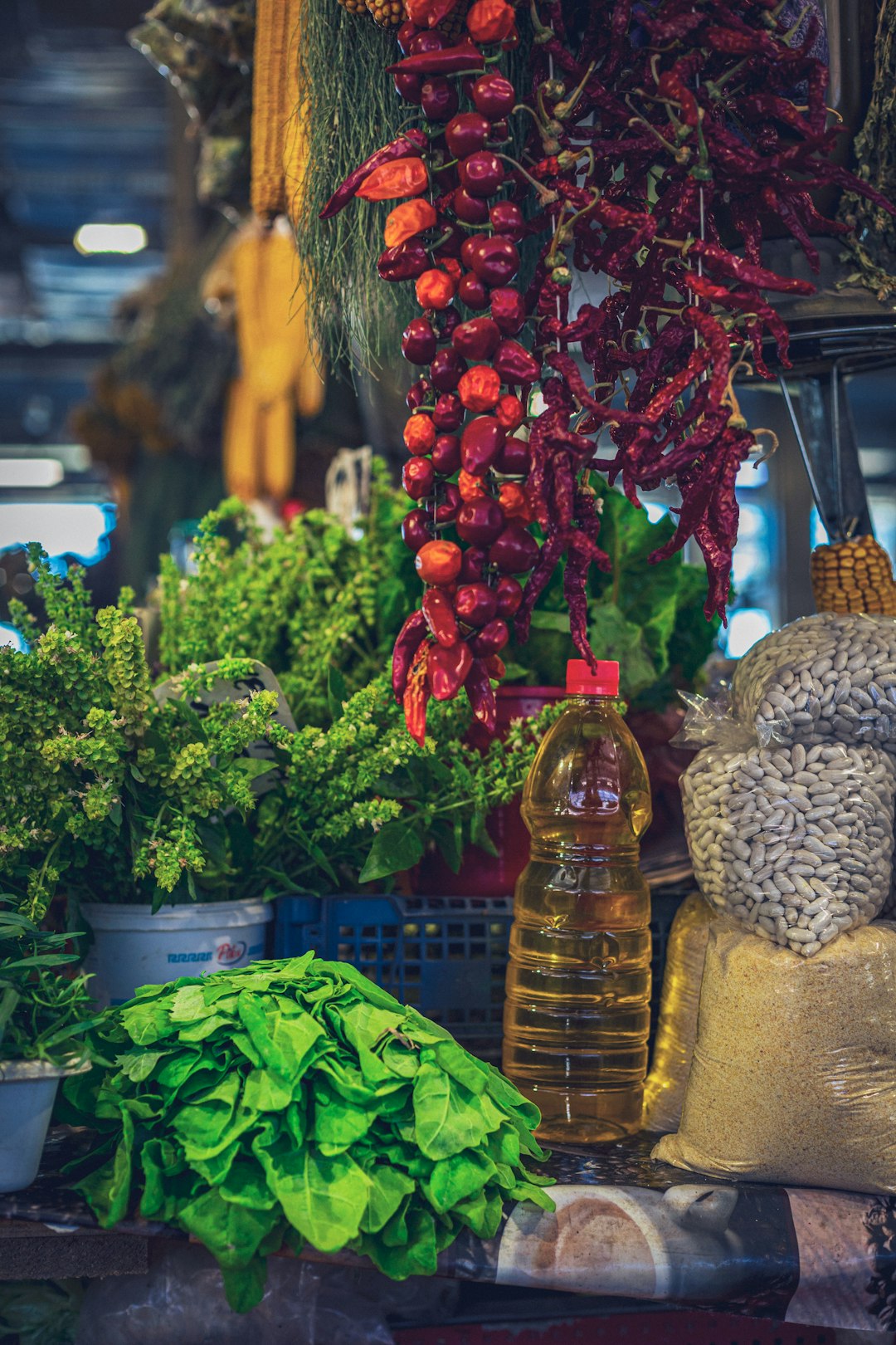 Vegetable Oil: Once a Staple, Now on the Decline (image credits: unsplash)
