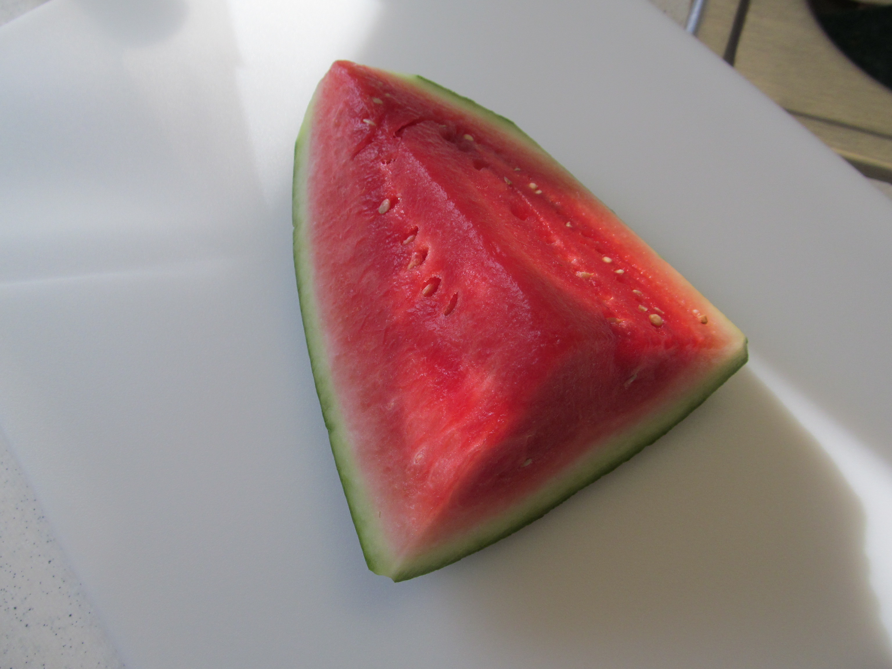 Watermelon: Hydration and Fat-Burning in One (image credits: wikimedia)