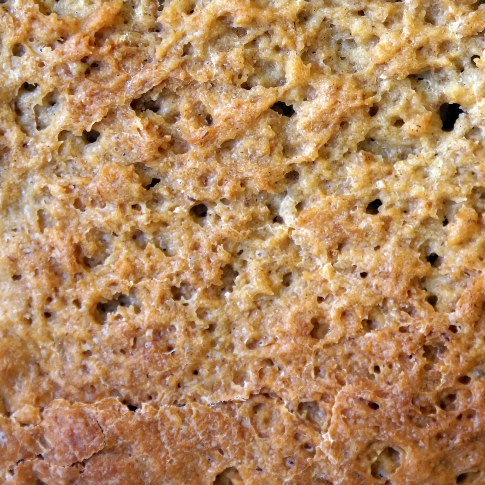 9. Texture Contrast Is a Flavor Strategy, Not Just a Presentation Choice (Image Credits: Wikimedia)