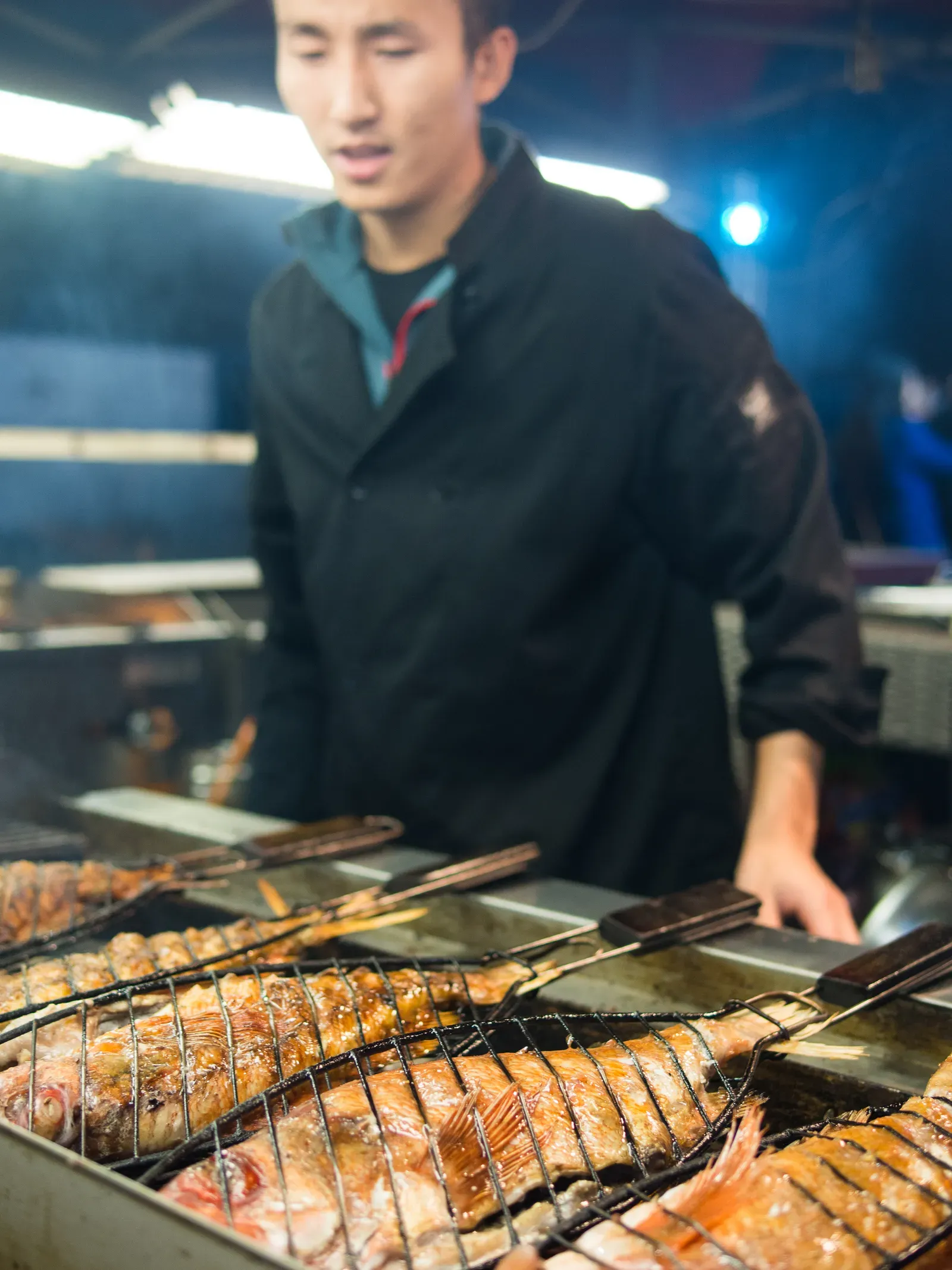 4. Whole Grilled Fish: Simplicity Taken Seriously (Image Credits: Wikimedia)