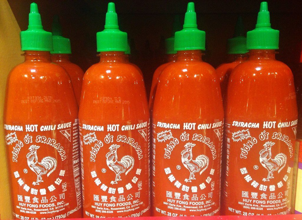 Sriracha's Color Crisis: When Green Peppers Changed Everything (Image Credits: Flickr)