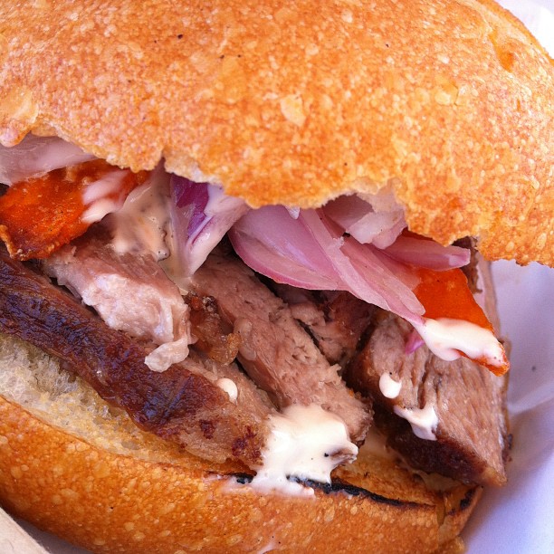 Peruvian Pan con Chicharrón – A Sandwich With Spanish Soul (image credits: wikimedia)