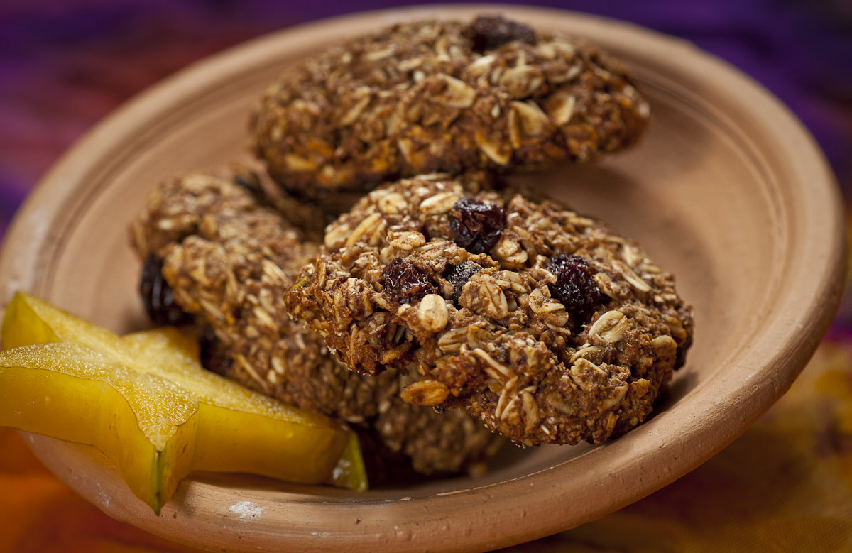 Oatmeal Raisin Cookies (image credits: wikimedia)